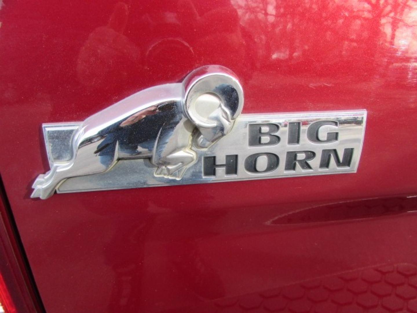 2015 Red /Gray RAM 1500 (1C6RR7LT7FS) with an 5.7 Hemi V8 engine engine, 8 speed automatic transmission, located at 4562 State Avenue, Billings, MT, 59101, (406) 896-9833, 45.769516, -108.526772 - 2015 RAM 1500 SLT Crew Cab SWB 4WD - Bighorn Edition! 5.7L V8 OHV 16V Hemi Engine - 8 speed automatic transmission - 4WD - 115,339 miles - Inspected and serviced - copy of inspection and all work performed as well as complete vehicle history report provided SLT Bighorn package - Luxury group - - Photo#3